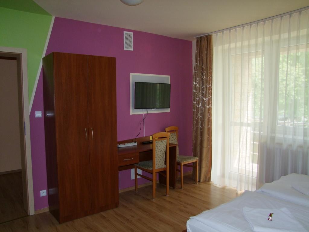 Warnenczyka 85A Bezplatny Parking, Faktura, Prywatna Lazienka, Klimatyzacja Rzeszów Habitación foto
